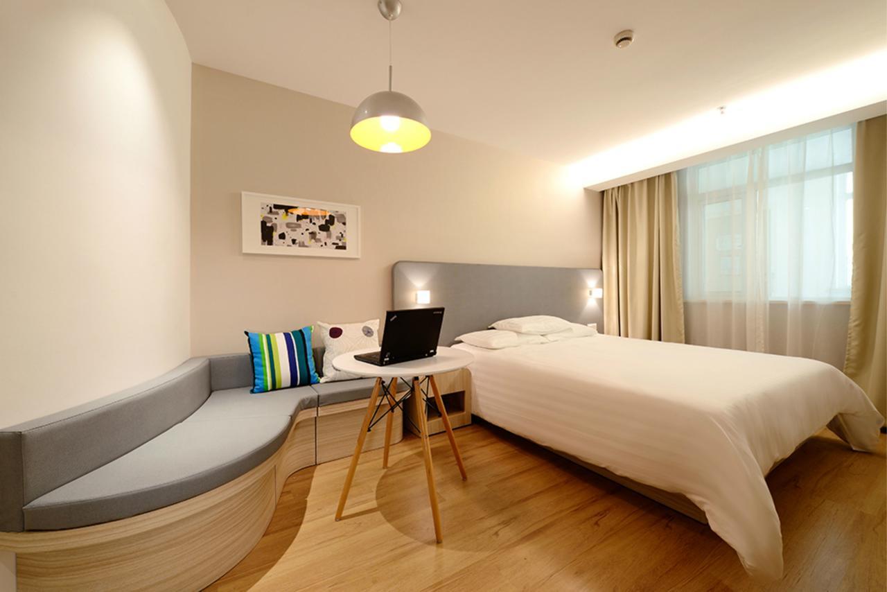 Hanting Express Changxing Island Phoenix Town Shanghai Exterior foto