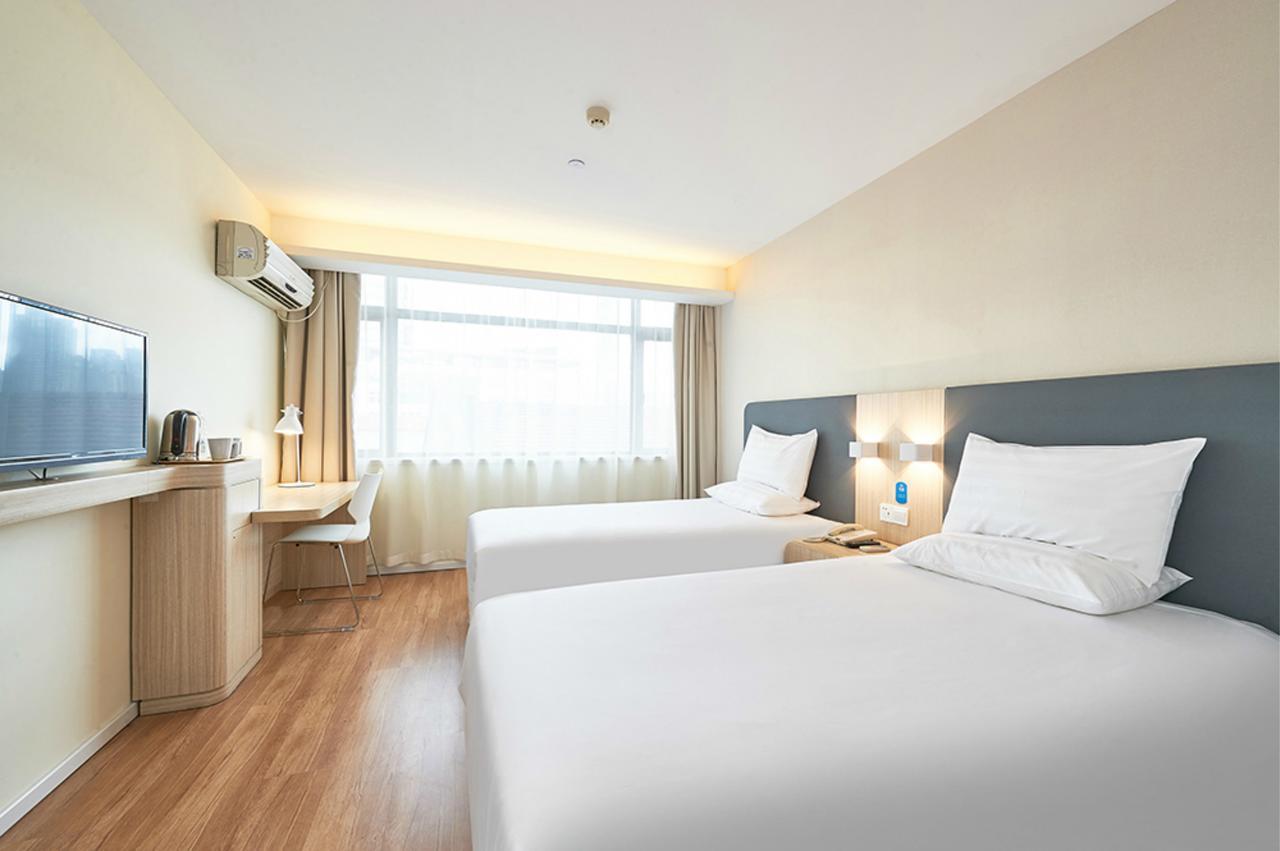 Hanting Express Changxing Island Phoenix Town Shanghai Exterior foto