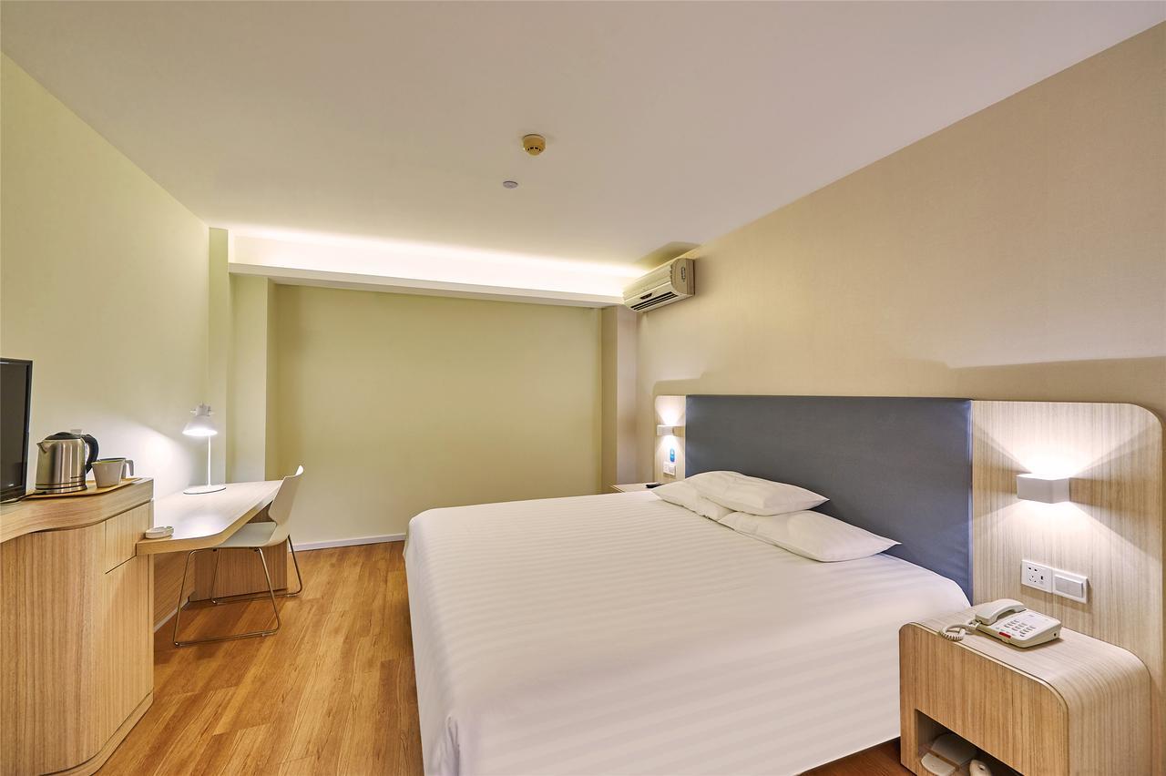 Hanting Express Changxing Island Phoenix Town Shanghai Exterior foto