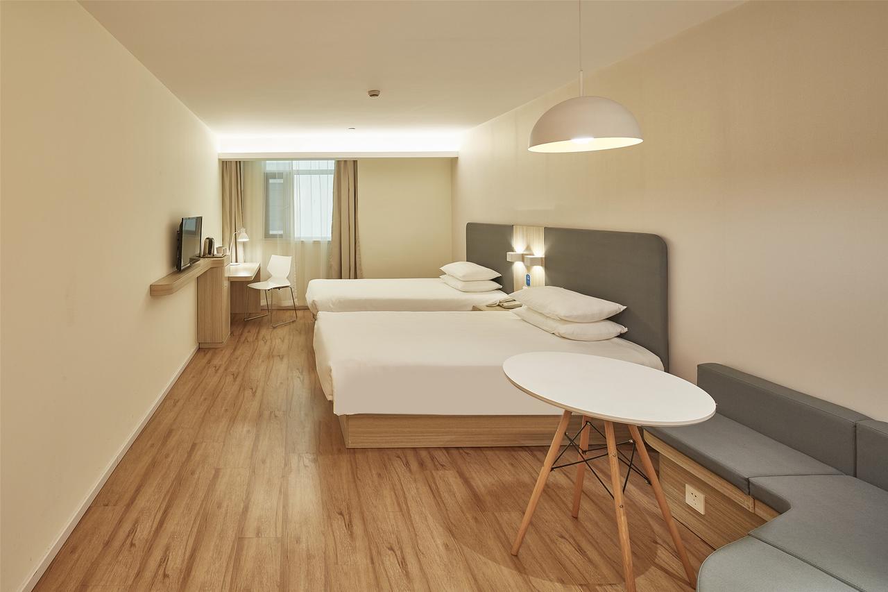 Hanting Express Changxing Island Phoenix Town Shanghai Exterior foto